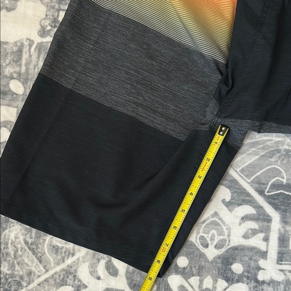Hurley Men's Sunset Gradient Board Shorts Size 30 - Picture 7 of 7
